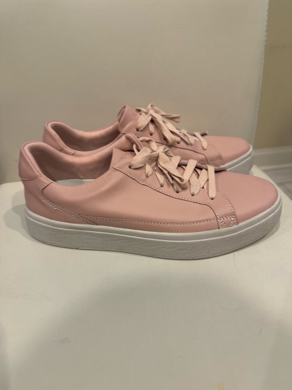 Kizik Easy On Everyday Blush Pink Lace-Up Platform Sneakers